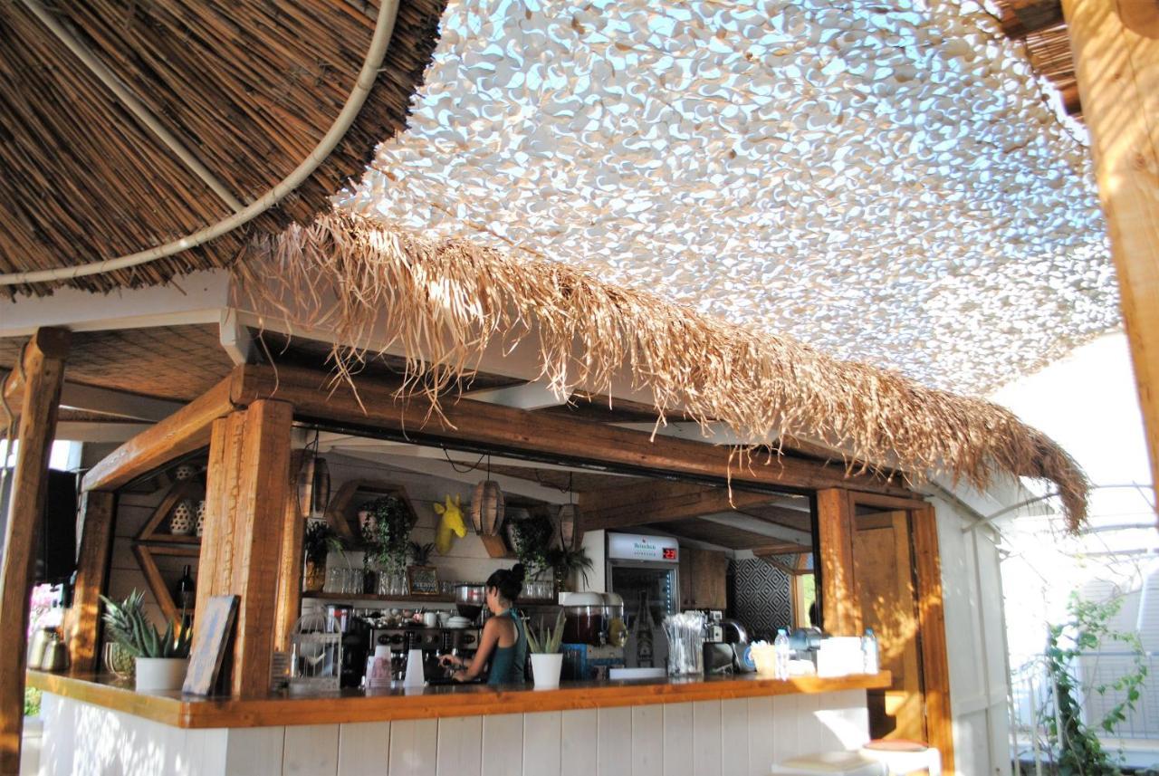 Puerto Seaside Rooms Akhladheri ภายนอก รูปภาพ