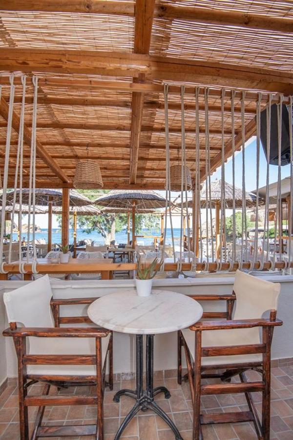 Puerto Seaside Rooms Akhladheri ภายนอก รูปภาพ