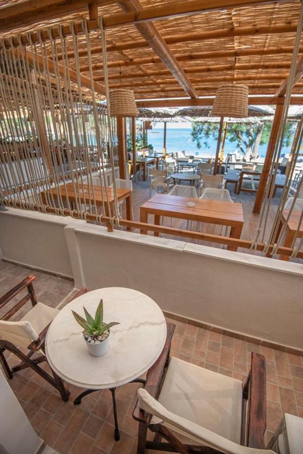 Puerto Seaside Rooms Akhladheri ภายนอก รูปภาพ