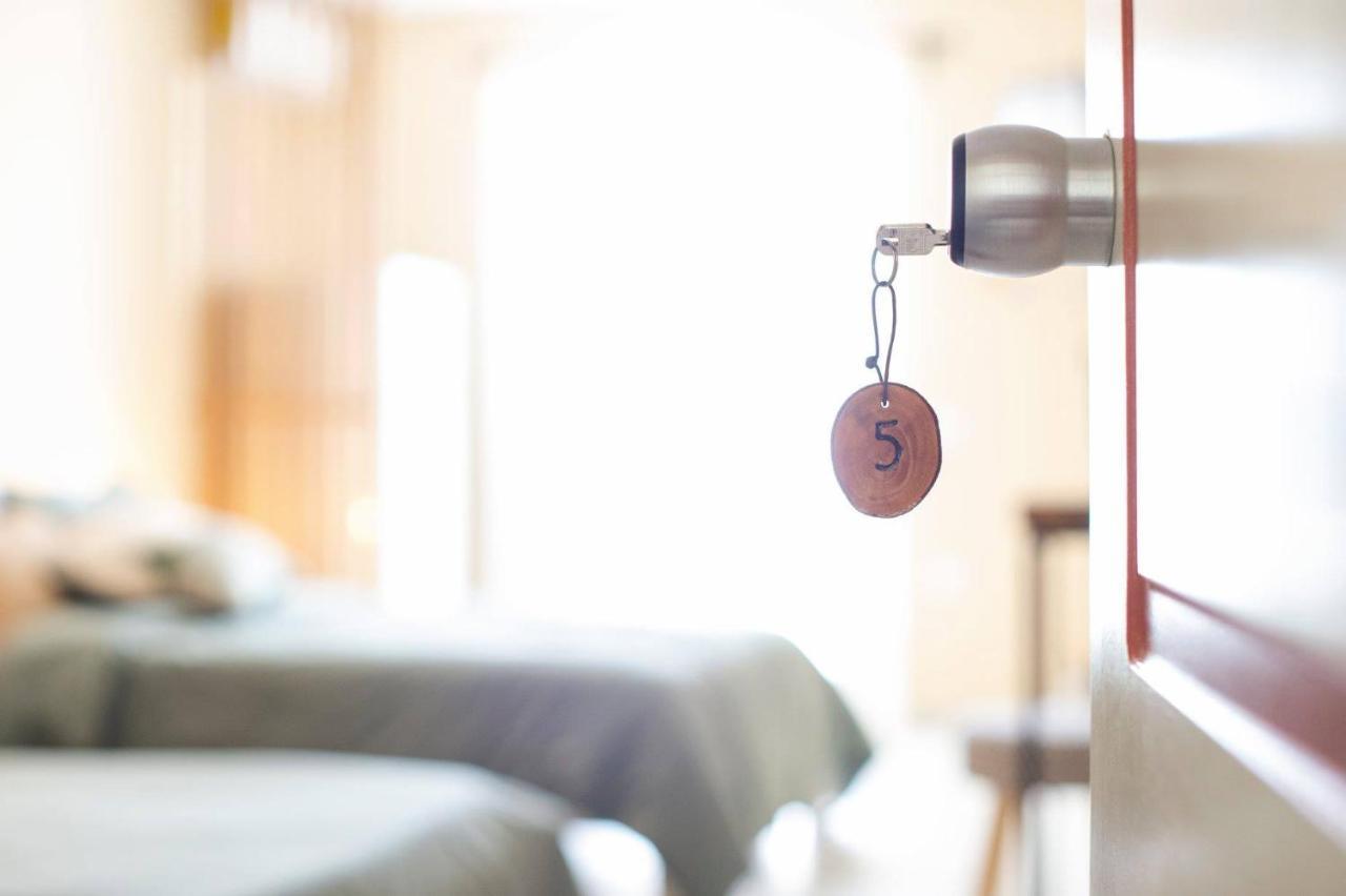 Puerto Seaside Rooms Akhladheri ภายนอก รูปภาพ